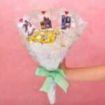 Buquê Dourado Com Polaroid - Imagem 2